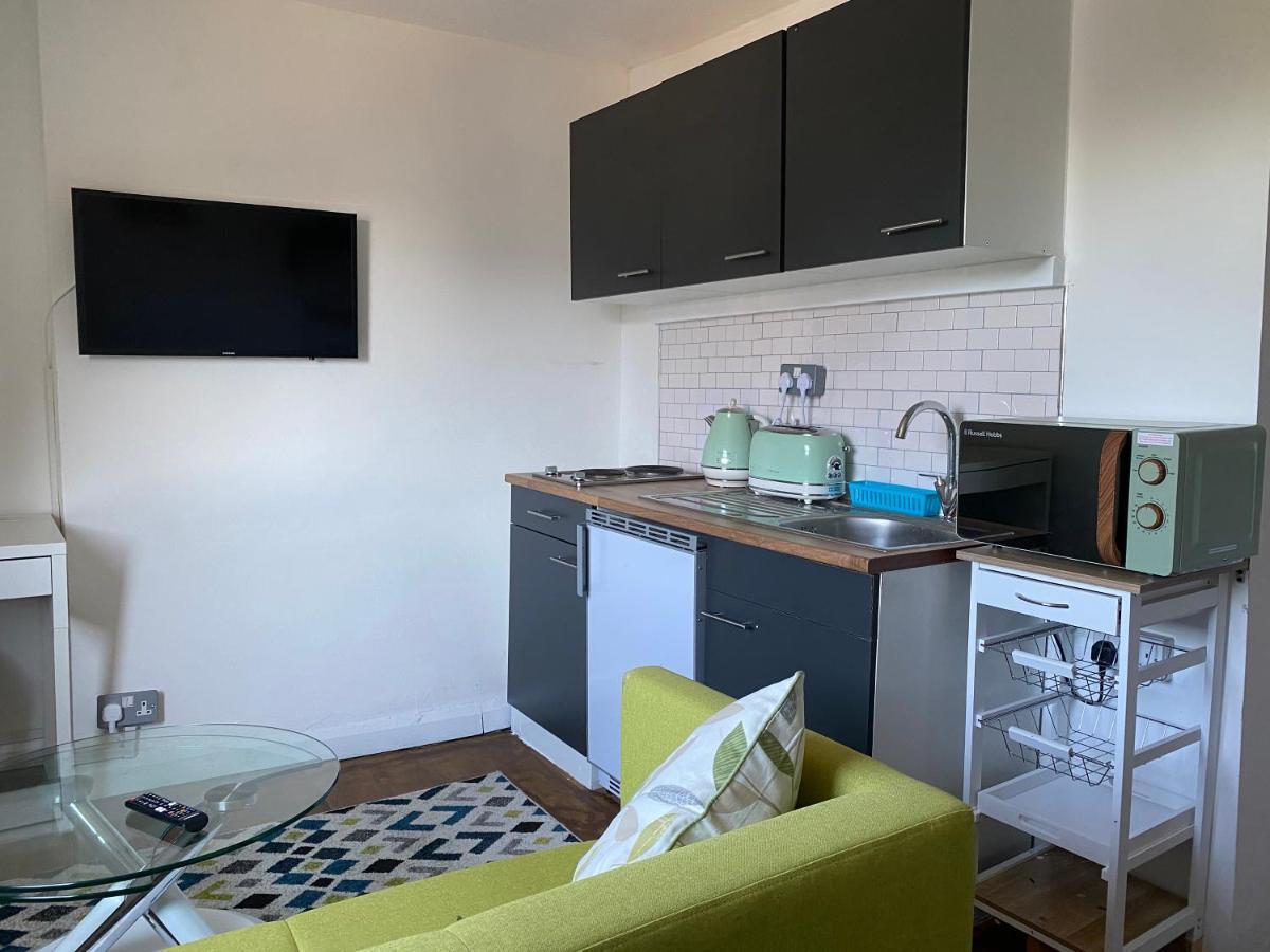Accommodation Hub Studio 3 ลอนดอน ภายนอก รูปภาพ